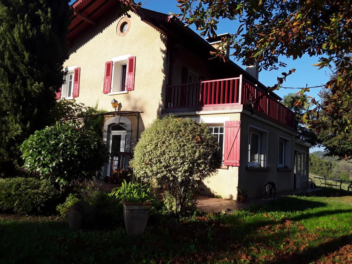 Chez Cecile Et Jean-No Bed & Breakfast Gan Exterior foto