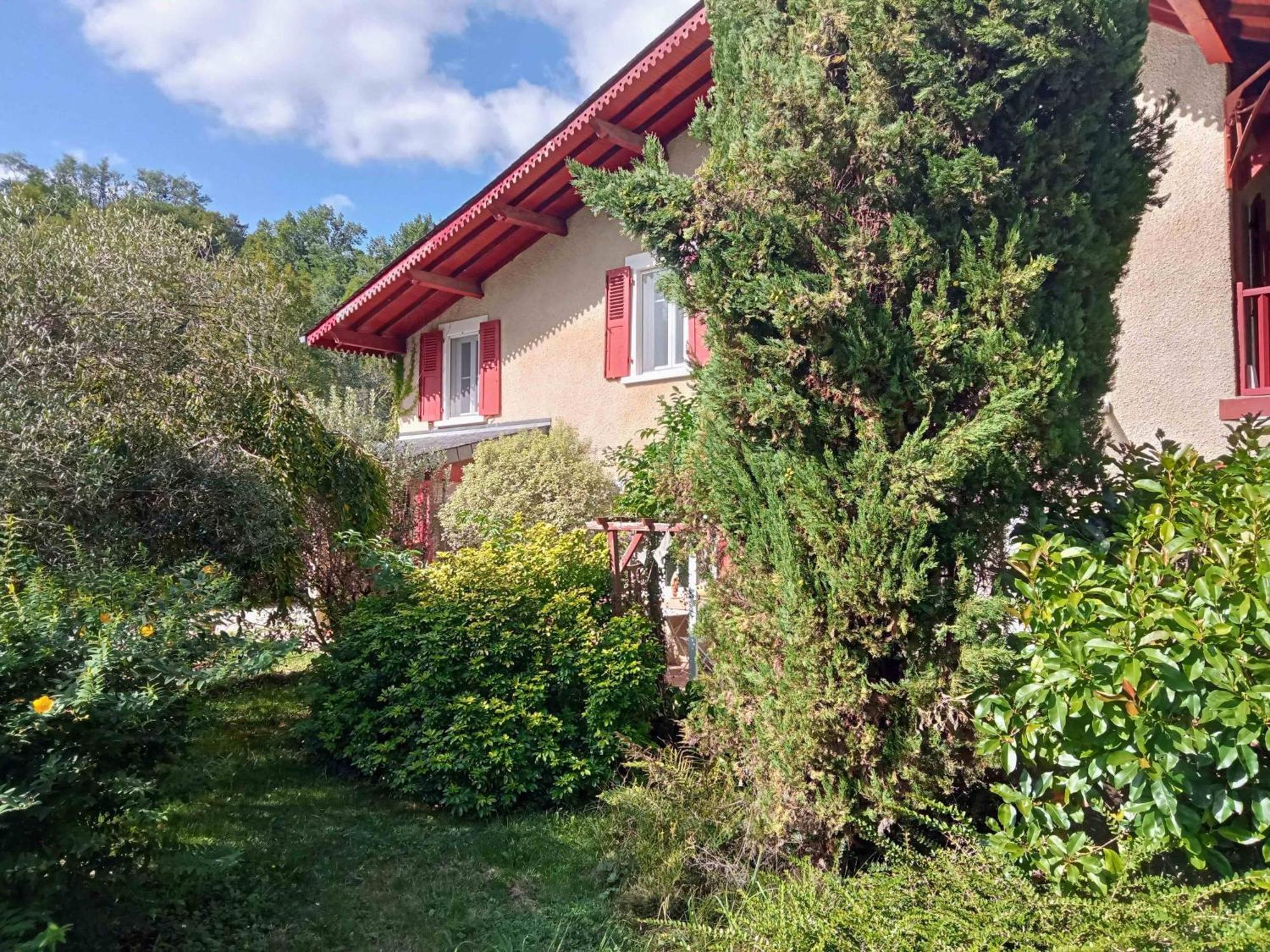 Chez Cecile Et Jean-No Bed & Breakfast Gan Exterior foto
